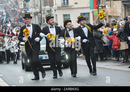 26 Gennaio 2020, Villefranche-Sur-Saône, Auvergne-Rhône-Alpi, Francia. Giorno del conscript. Festa annuale che è una tradizione a Villefranche-sur-Saôn Foto Stock