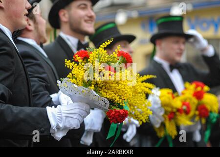 26 Gennaio 2020, Villefranche-Sur-Saône, Auvergne-Rhône-Alpi, Francia. Giorno del conscript. Festa annuale che è una tradizione a Villefranche-sur-Saôn Foto Stock