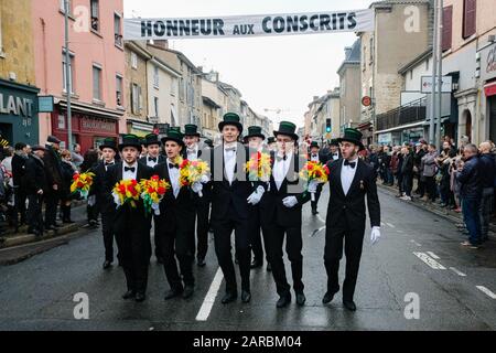 26 Gennaio 2020, Villefranche-Sur-Saône, Auvergne-Rhône-Alpi, Francia. Giorno del conscript. Festa annuale che è una tradizione a Villefranche-sur-Saôn Foto Stock