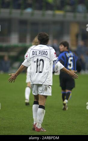 Milano Italia, 19 ottobre 2002, Stadio 'G.MEAZZA SAN SIRO', Campionato di Calcio Seria A 2002/2003, FC Inter - FC Juventus: Alessandro del Piero durante la partita Foto Stock