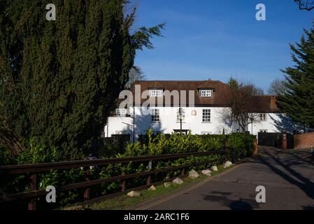 Maidenhead, Berkshire, 20th Gennaio 2020, Boulters Lock, Restaurant, Raymill Island, River Thames, Thames Valley, [Mandatary Credit: Peter Spurrier], Foto Stock