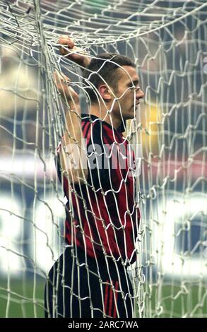 Milano Italia 26 novembre 2002, Stadio 'G.MEAZZA SAN SIRO', UEFA Champions League 2002/2003, AC Milan - CF Real Madrid: Andriy Shevchenko durante la partita Foto Stock