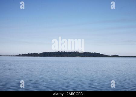 Scenario mattutino della famosa Baia di Nehalem nell'Oregon centrale Foto Stock