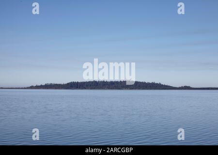 Scenario mattutino della famosa Baia di Nehalem nell'Oregon centrale Foto Stock