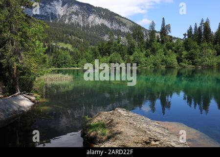 Bellissimo lago Crestasee vicino al villaggio di Flims, Svizzera Foto Stock