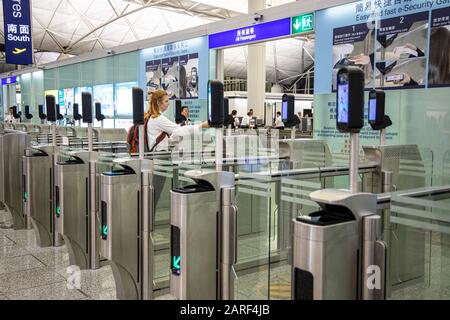 Lantau, Hong Kong - 18 Settembre 2019 : Partenze Porta L'Aeroporto Internazionale Di Hong Kong Foto Stock