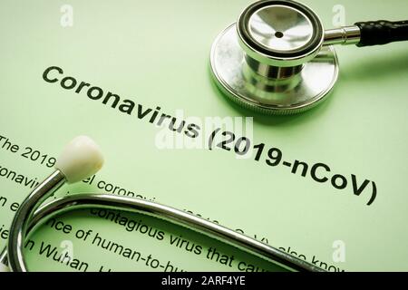 Coronavirus 2019-nCoV o virus della polmonite e stetoscopio di Wuhan. Foto Stock