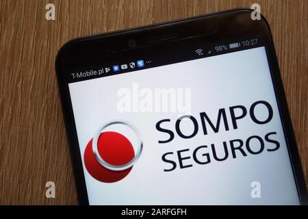 Logo Sompo Holdings visualizzato su uno smartphone moderno Foto Stock