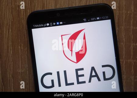 Logo Gilead visualizzato su uno smartphone moderno Foto Stock
