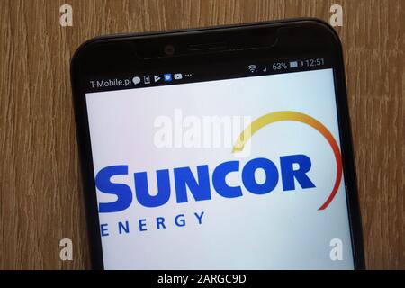 Logo Suncor Energy visualizzato su uno smartphone moderno Foto Stock