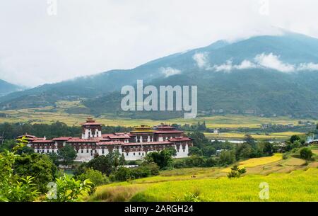 Uomini che giocano Mahjong, Bisha Village, Lijiang, Yunnan, Cina, Asia Foto Stock