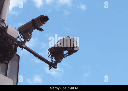 Telecamere per il controllo della sicurezza del traffico Foto Stock