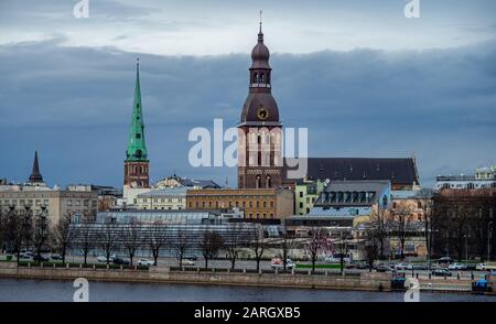 24 Aprile 2018 Riga, Lettonia. La Cattedrale del Duomo nel centro storico di riga Foto Stock