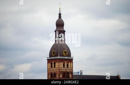 24 Aprile 2018 Riga, Lettonia. La Cattedrale del Duomo nel centro storico di riga Foto Stock