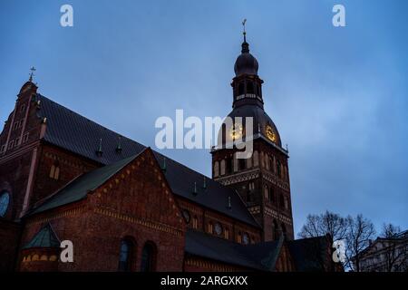 24 Aprile 2018 Riga, Lettonia. La Cattedrale del Duomo nel centro storico di riga Foto Stock