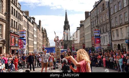 Edinburgh Fringe Festival, Street Performer, Royal Mile Foto Stock