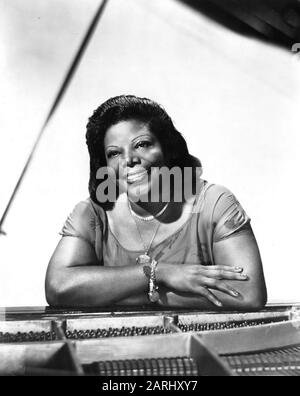 Mary LOU WILLIAMS (1910-1981) Foto promozionale del pianista jazz americano circa 1965 Foto Stock