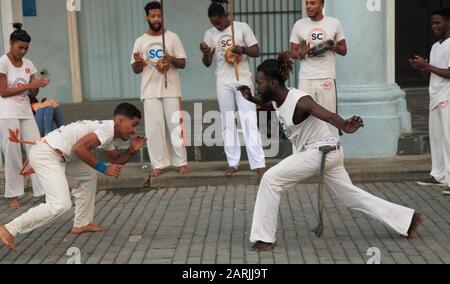 Cuba, l'Avana, capoeira, arte marziale, dimostrazione, Foto Stock