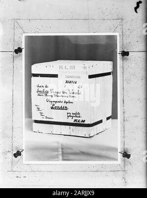 Fanny Blanchers-Koen. Arrival Chest Data: 10 agosto 1948 Parole Chiave: Arrivi, trasporti Nome personale: Blankers-Koen, Fanny Foto Stock