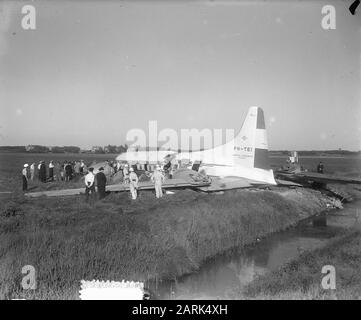 Incidente aereo Schiphol KLM Data: 25 maggio 1953 Località: Amsterdam, Noord-Holland Parole Chiave: Incidenti aerei Nome dell'istituzione: KLM, Schiphol Foto Stock