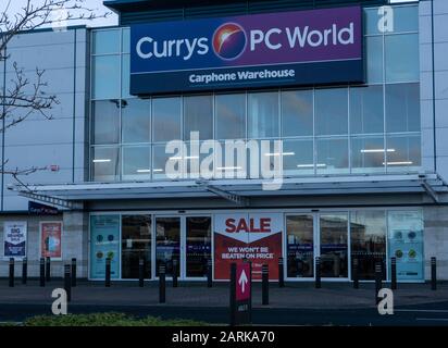 Il negozio Currys, PC World nel Liffey Valley Retail Park a West Dublin. Foto Stock