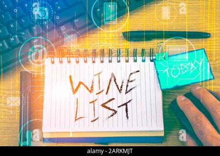 Testo della scrittura a mano la lista dei vini. Concettuale menu foto di selezioni di vini per acquistare tipicamente in un ristorante Foto Stock