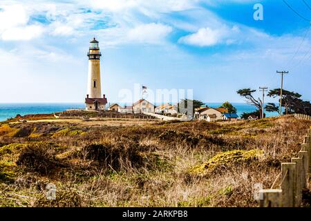 Faro di Pigeon Point sulla costa centrale della California Foto Stock