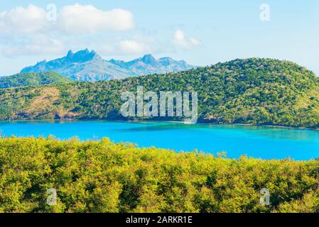 Vista dell'Isola di Drawaqa, dell'Isola di Waya e Nanuya Balavu, del gruppo dell'isola di Yasawa, delle Fiji, delle isole del Pacifico del Sud, del Pacifico Foto Stock