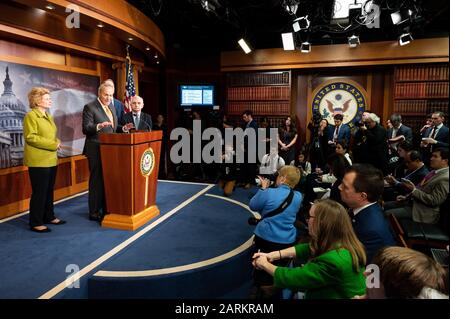 28 gennaio 2020 - Washington, DC, Stati Uniti: Il senatore degli Stati Uniti Chuck Schumer (D-NY) discute il processo di impeachment. (Foto di Michael Brochstein/Sipa USA) Foto Stock