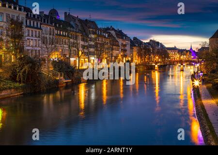 Strasburgo Grand East al tramonto, Francia, Foto Stock