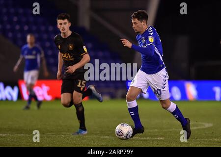 Oldham, INGHILTERRA - GENNAIO 28th Mohamed Maouche di Oldham Athletic durante la partita Sky Bet League 2 tra Oldham Athletic e Mansfield Town al Boundary Park, Oldham Martedì 28th Gennaio 2020. (Credit: Eddie Garvey | Mi News) Foto Stock