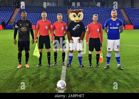 Oldham, Regno Unito. 28th Gen 2020. Oldham, INGHILTERRA - GENNAIO 28th mascotte durante la partita Sky Bet League 2 tra Oldham Athletic e Mansfield Town al Boundary Park, Oldham Martedì 28th Gennaio 2020. (Credit: Eddie Garvey | Mi News) Credit: Mi News & Sport /Alamy Live News Foto Stock