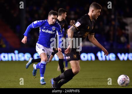 Oldham, Regno Unito. 28th Gen 2020. Oldham, INGHILTERRA - GENNAIO 28th Zak Dearnley di Oldham Athletic durante la partita Sky Bet League 2 tra Oldham Athletic e Mansfield Town al Boundary Park, Oldham Martedì 28th Gennaio 2020. (Credit: Eddie Garvey | Mi News) Credit: Mi News & Sport /Alamy Live News Foto Stock