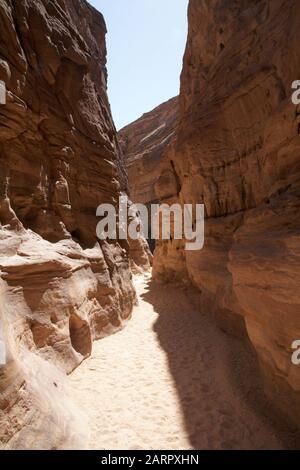 Colorato canyon Egitto Foto Stock