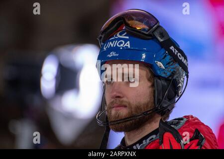 Schladming, Austria. 28th Gen 2020. Marco SCHWARZ d'Austria, Henrik KRISTOFFERSEN di Norvegia al primo turno - la Nightrace Schladming il 28 gennaio 2020 a Schladming, . Credito: Thomas Reiner/Espa/Alamy Live News Foto Stock