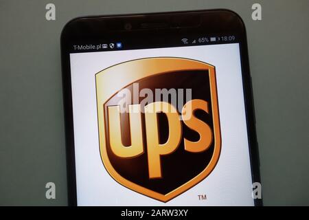 Logo UPS su uno smartphone Foto Stock