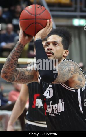 Bologna, Italia, 29 Jan 2020, julian scommessa (virtus segafredo bologna) durante Segafredo Virtus Bologna vs Dolomiti energia Trento - Basketball Eurocup Championship - Credit: LPS/Michele Nucci/Alamy Live News Foto Stock