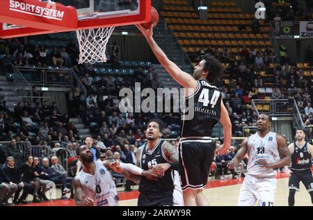 Bologna, Italia, 29 Jan 2020, milos teodosic (virtus segafredo bologna) in occasione di Segafredo Virtus Bologna vs Dolomiti energia Trento - Basketball Eurocup Championship - Credit: LPS/Michele Nucci/Alamy Live News Foto Stock