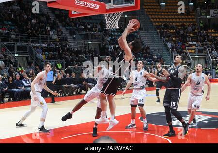 Bologna, Italia, 29 Jan 2020, milos teodosic (virtus segafredo bologna) in occasione di Segafredo Virtus Bologna vs Dolomiti energia Trento - Basketball Eurocup Championship - Credit: LPS/Michele Nucci/Alamy Live News Foto Stock