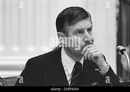 Seconda Sezione, Considerazioni Generali, N. 20 E N. 21 Van Agt (Head) Data: 7 Ottobre 1980 Parole Chiave: Contentions Foto Stock