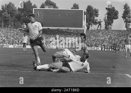 Campionato Europeo Di Calcio In Germania Ovest; Inghilterra Contro Paesi Bassi 1-3 Data: 14 Giugno 1988 Località: Germania, Gran Bretagna, Paesi Bassi Parole Chiave: Sport, Calcio Foto Stock