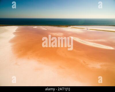 Rosa Koyashskoe Salt Lake in Crimea Foto Stock