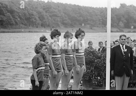 Campionati europei di canottaggio Signore a Duisburg, ungherese doppio quattro Data: 20 agosto 1965 luogo: Duisburg Parole Chiave: Canottaggio, campionati Foto Stock