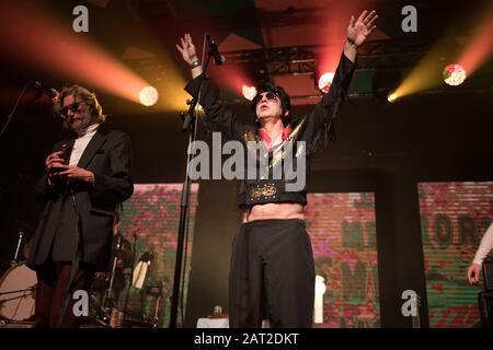 Alabama 3 in concerto al Barrowlands, a Glasgow, Scozia, Regno Unito, 14 dicembre 2019. Alabama 3 sono una band inglese elettronica, fondata a Brixton, Londra nel 1995. Foto Stock