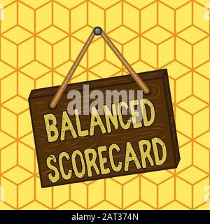 Nota di scrittura che mostra la Balanced Scorecard. Concetto di business per una metrica di perforazione utilizzata in analisi strategica quadrato rettangolo non reale cartone animato Foto Stock