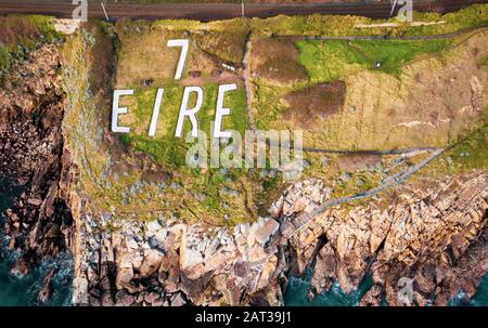 Eire Sign 7, Hawk Cliff, Dalkey, Irlanda Foto Stock