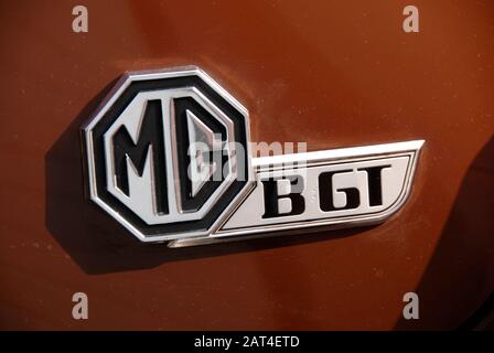 Segnale sul retro della vettura sportiva MGB GT in color marrone russet Foto Stock