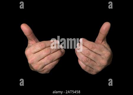 2 di 3 immagini che mostrano la sequenza per LA parola SALUTE nel linguaggio dei segni britannico su uno sfondo nero isolato Foto Stock