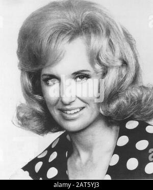 Tammy WYNETTE (1942-1998) Foto promozionale del cantante statunitense nel 1971 Foto Stock