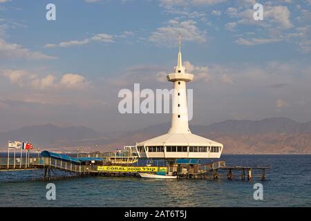 Osservatorio sottomarino Marine Park torre nel Mar Rosso Foto Stock